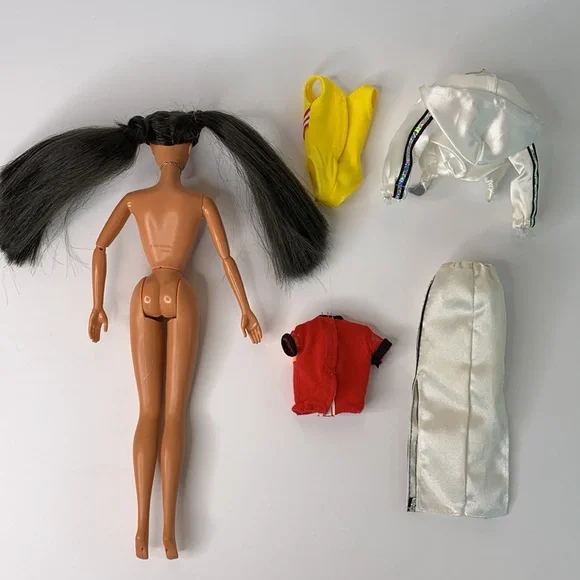 Barbie 1998 Mattel Generation Girl Ana Doll 20972 - Picture 7 of 16